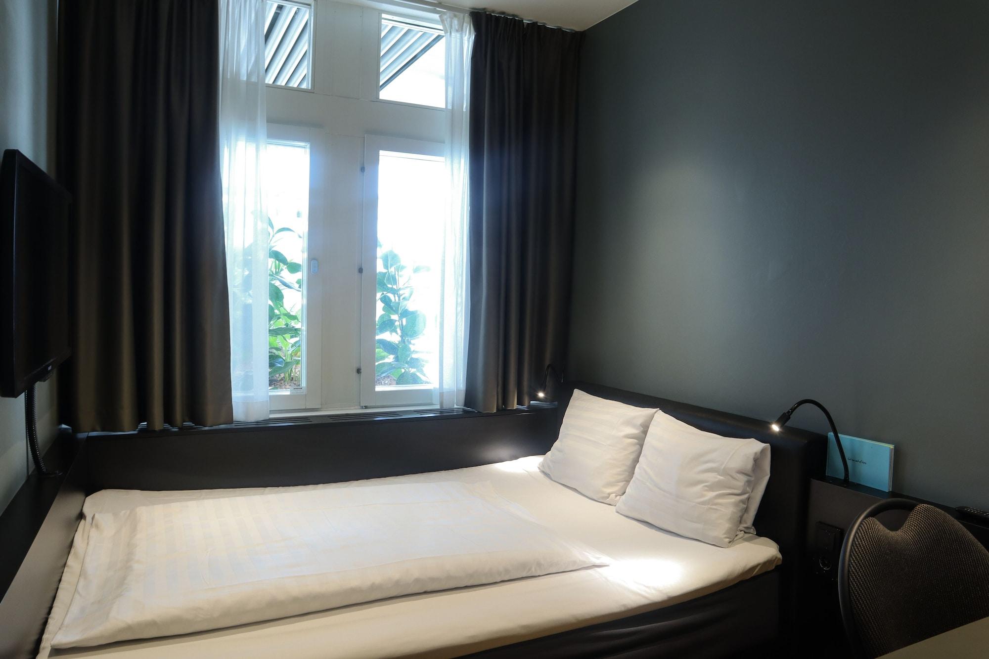 Comfort Xpress Hotel